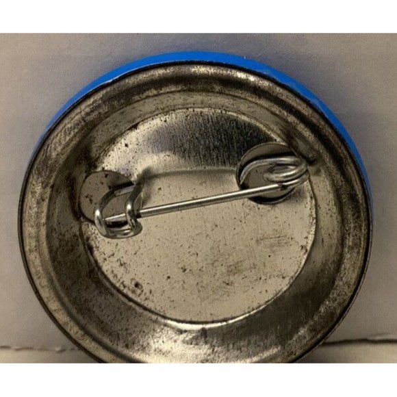 Vintage Just Say No. Button Pin Blue White 1 1/2" Wide - Picture 5 of 5